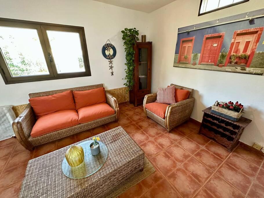 Villa Peaceful Oasis With Magical Sea Views And A Pool à Santa-Cruz de Ténérife Extérieur photo