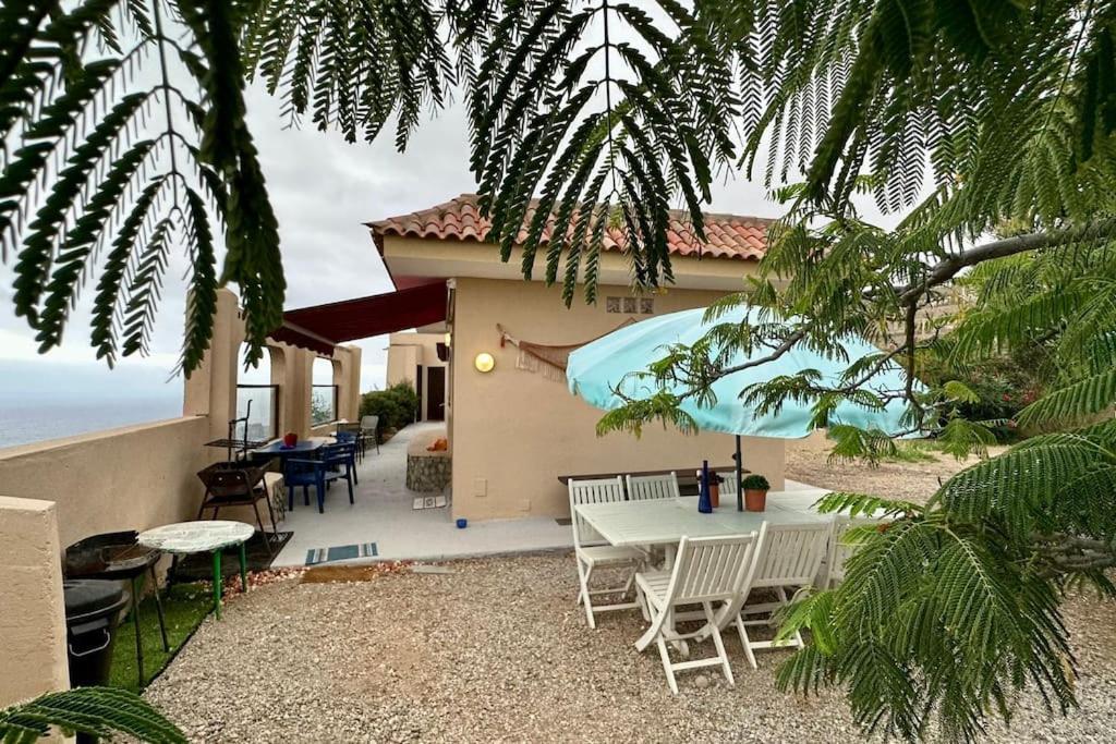 Villa Peaceful Oasis With Magical Sea Views And A Pool à Santa-Cruz de Ténérife Extérieur photo